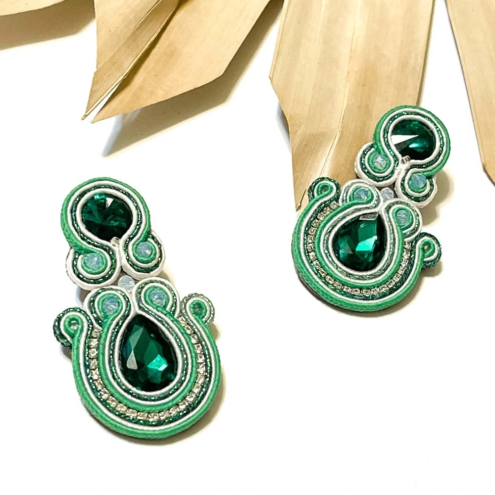 Anthropologie | Faux Diamond earrings | green | Costume Jewelry - Picture 1 of 5